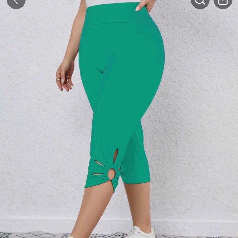 Capri pants